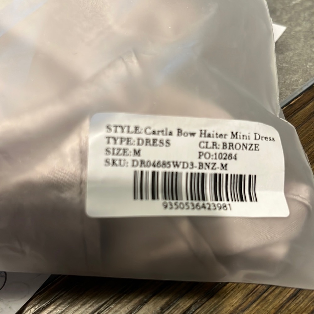 Meshki Cartia Bow Halter dress Bronze size medium. Brand new with tags